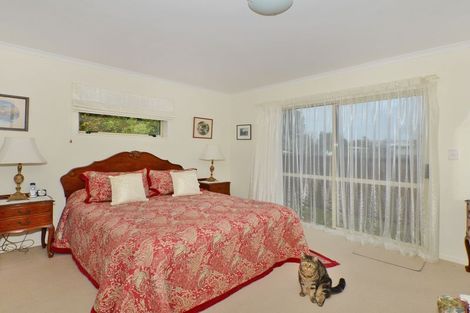 Photo of property in 6 Ishtar Place, One Tree Point, 0118