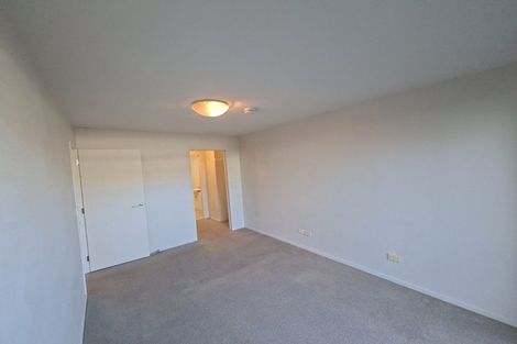 Photo of property in Bay Palms Apartments, 2a/30 Bute Road, Browns Bay, Auckland, 0630