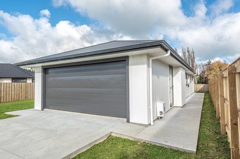 Photo of property in 30 Oldfield Lane, Marton, 4710