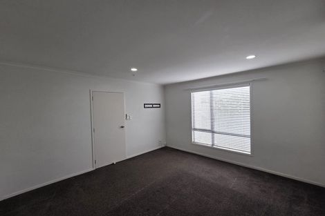 Photo of property in 109 Charles Prevost Drive, The Gardens, Auckland, 2105