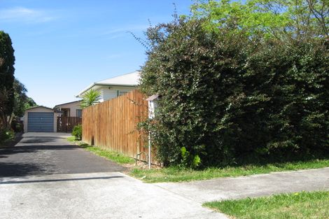 Photo of property in 2/18 Rimu Road, Mangere Bridge, Auckland, 2022