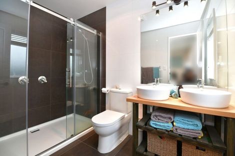 Photo of property in 18 Flavell Drive, Orewa, 0931