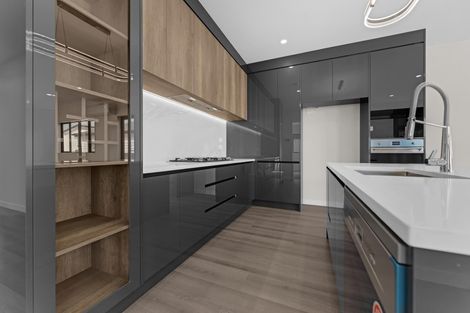 Photo of property in 31 Korowhiti Road, Clarks Beach, 2122