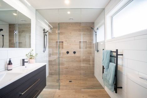 Photo of property in 31 Silicon Way, Fitzherbert, Palmerston North, 4410