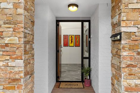 Photo of property in 21 Hawk Place, Welcome Bay, Tauranga, 3112