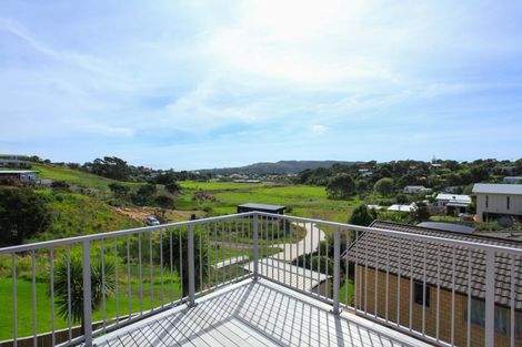 Photo of property in 21 Violet Street, Raglan, 3225