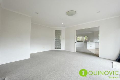 Photo of property in 28 Mulgan Way, Browns Bay, Auckland, 0630