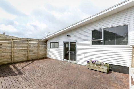 Photo of property in 27 Rospeath Crescent, Spotswood, New Plymouth, 4310