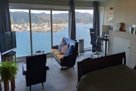 Photo of property in 22 Robieson Street, Roseneath, Wellington, 6011