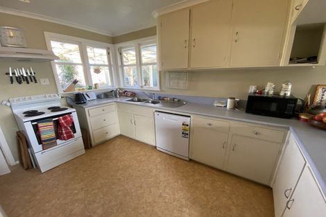 Photo of property in 23 Wincanton Place, Awapuni, Palmerston North, 4412