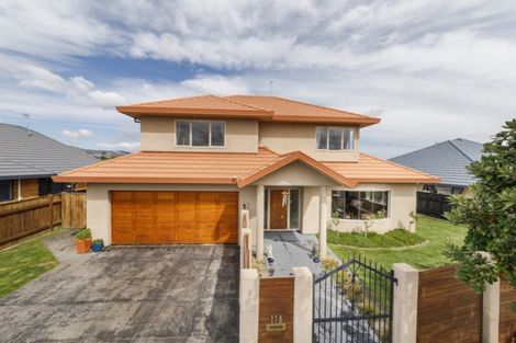 Photo of property in 116 Ruapehu Drive, Fitzherbert, Palmerston North, 4410