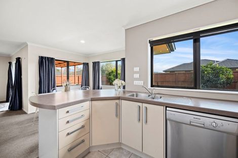 Photo of property in 26 Carroll Place, Owhata, Rotorua, 3010