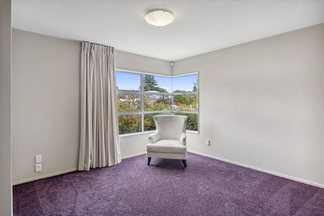 Photo of property in 11 Metzenthin Close, Raumati South, Paraparaumu, 5032