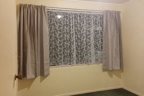 Photo of property in 15 Sabot Place, Massey, Auckland, 0614