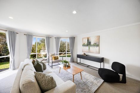 Photo of property in 25 Blue Heron Rise, Stanmore Bay, Whangaparaoa, 0932