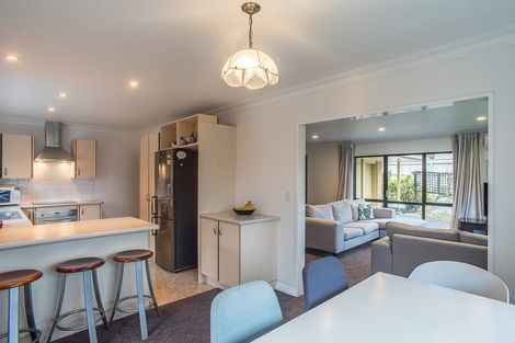 Photo of property in 21 Huia Street, Waikanae, 5036