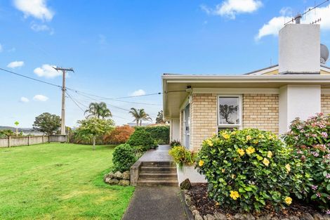 Photo of property in 1999 Ngunguru Road, Ngunguru, Whangarei, 0173