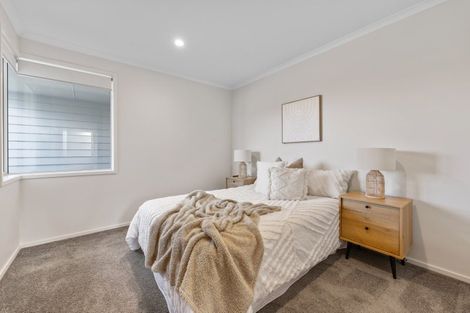 Photo of property in 19 Keene Drive, Bell Block, New Plymouth, 4312