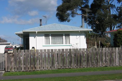Photo of property in 34 Harrison Street West, Featherston, 5710