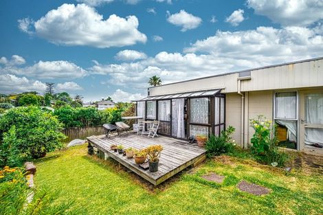 Photo of property in 1-2/19 Pegler Drive, Howick, Auckland, 2014