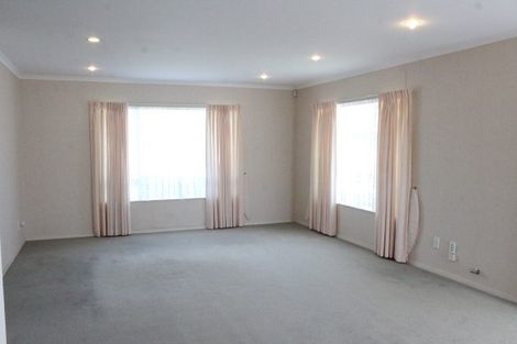 Photo of property in 26 Ballycullanie Place, Dannemora, Auckland, 2016