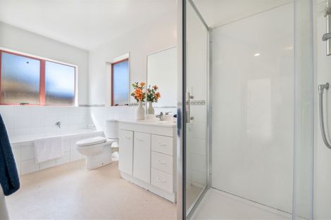 Photo of property in 58 Millen Avenue, Pakuranga, Auckland, 2010