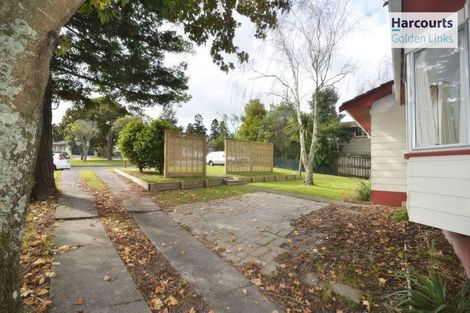 Photo of property in 3 Ballial Place, West Harbour, Auckland, 0618