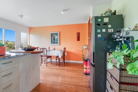 Photo of property in 68 Goodall Road, Snells Beach, 0920