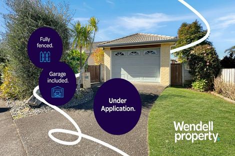 Photo of property in 4 Francis Skinner Place, Orewa, 0931