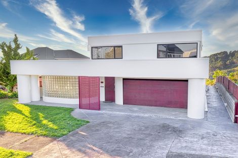 Photo of property in 20 Countess Close, Maupuia, Wellington, 6022