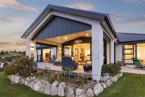 Photo of property in 19 Titoki Lane, Whangamata, 3691