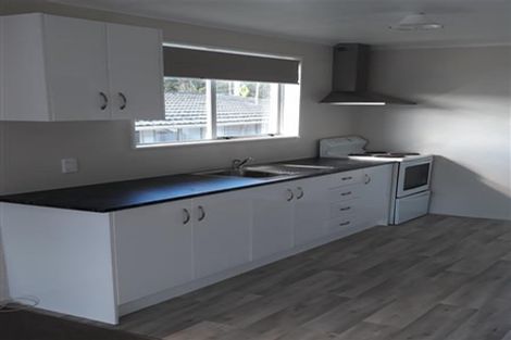 Photo of property in 87a Pinehaven Road, Pinehaven, Upper Hutt, 5019