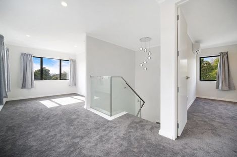 Photo of property in 421a Bucklands Beach Road, Bucklands Beach, Auckland, 2012