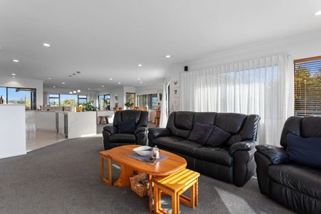 Photo of property in 10 Manuera Place, Ohope, 3121