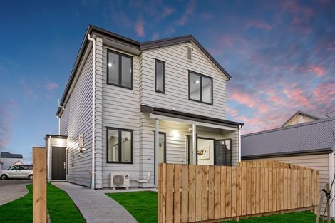 Photo of property in 18 Warbler Crescent, Papakura, 2110