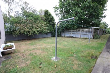 Photo of property in 6 Tiraumea Street, Palmerston North, 4410