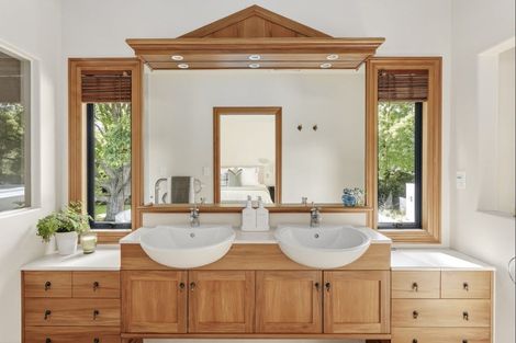 Photo of property in 203 Athlone Drive, Cambridge, 3434