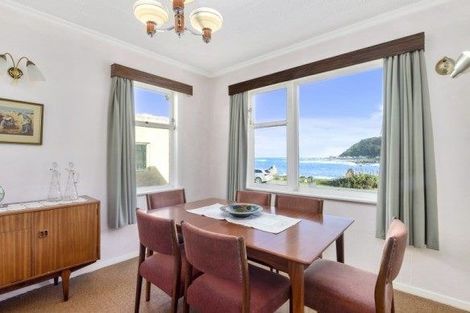 Photo of property in 81 Breaker Bay Road, Breaker Bay, Wellington, 6022