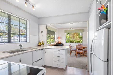 Photo of property in 3a Panorama Grove, Harbour View, Lower Hutt, 5010