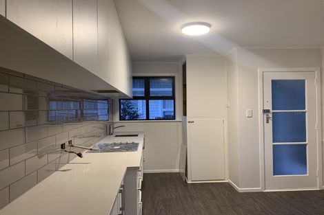 Photo of property in 50 Barrys Road, Glendene, Auckland, 0602