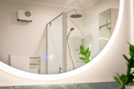 Photo of property in 16 Stafford Street, Mount Victoria, Wellington, 6011