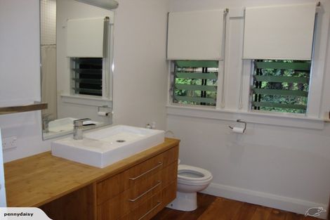 Photo of property in 28 Oakley Avenue, Claudelands, Hamilton, 3214