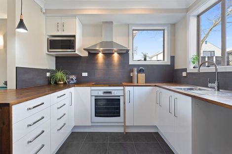 Photo of property in 2/183 Hastings Street East, Waltham, Christchurch, 8023