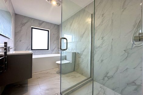 Photo of property in 32 Papai Lane, Massey, Auckland, 0614