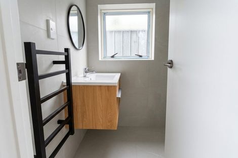 Photo of property in 5 Mcleod Road, Henderson, Auckland, 0612