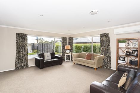 Photo of property in 13 Blue Stone Drive, Waiareka Junction, Oamaru, 9401
