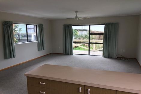 Photo of property in 7b Lawrie Avenue, Pukekohe, 2120