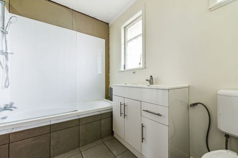 Photo of property in 8 Fenwick Crescent, Hillcrest, Hamilton, 3216