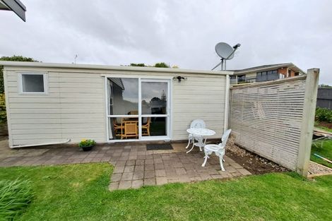 Photo of property in 8 Walmer Grove, Bell Block, New Plymouth, 4312