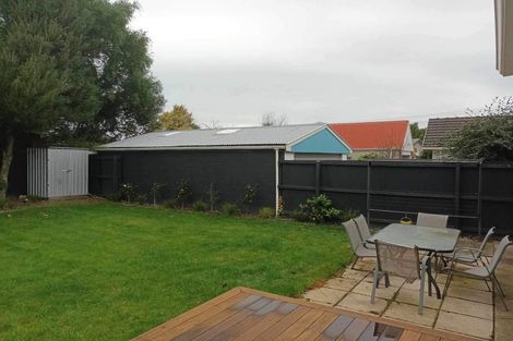 Photo of property in 8 Ambleside Drive, Burnside, Christchurch, 8053